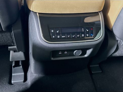 New 2026 INFINITI QX80 Luxe w/ Cargo Package image 32