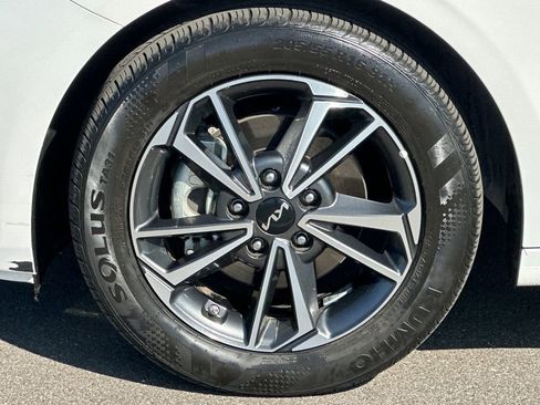 Used 2022 Kia Forte LXS image 23