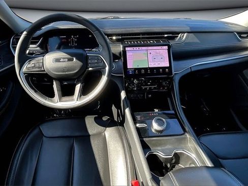 Used 2023 Jeep Grand Cherokee L Limited image 7