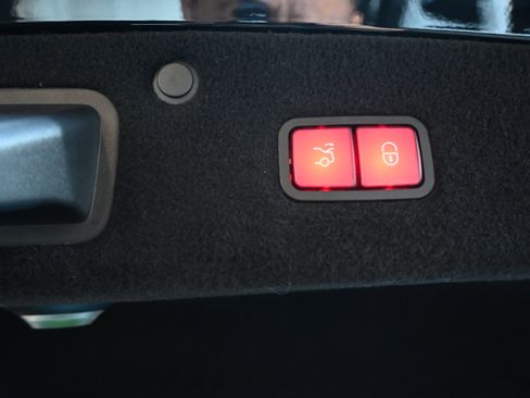 Used 2016 Mercedes-Benz S 550 4MATIC Coupe image 45