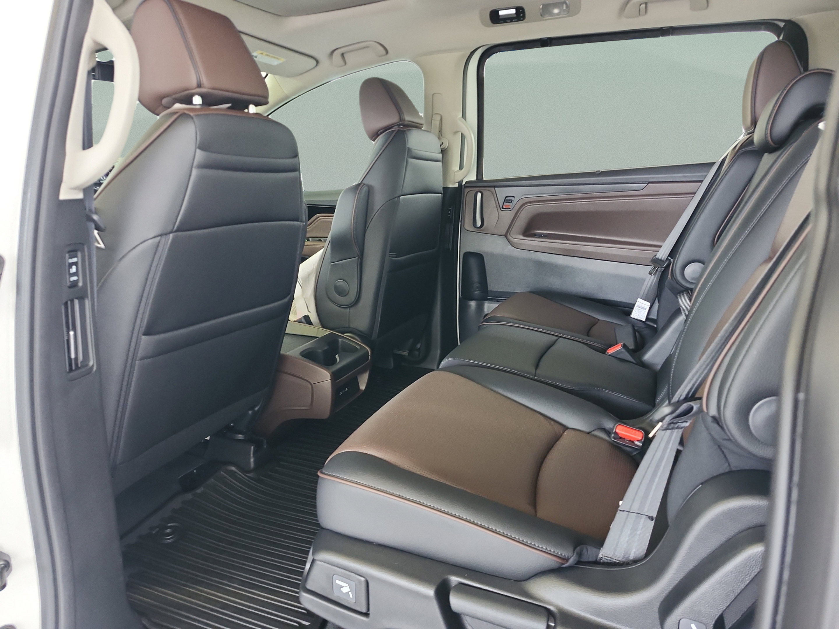 New 2026 Honda Odyssey Elite image 17