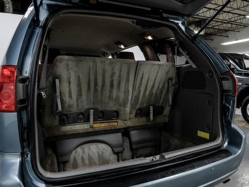 Used 2008 Toyota Sienna LE image 45