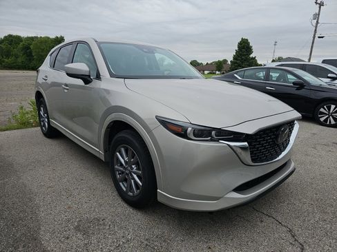 Used 2024 MAZDA CX-5 AWD 2.5 S w/ Select Package image 2