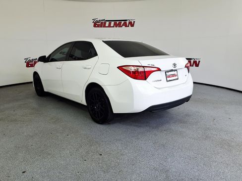 Used 2018 Toyota Corolla LE w/ Carpet Mat Package (TMS) FWD image 7