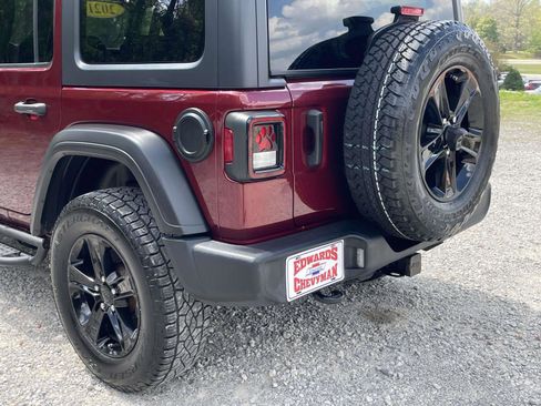 Used 2021 Jeep Wrangler Unlimited Sport image 31