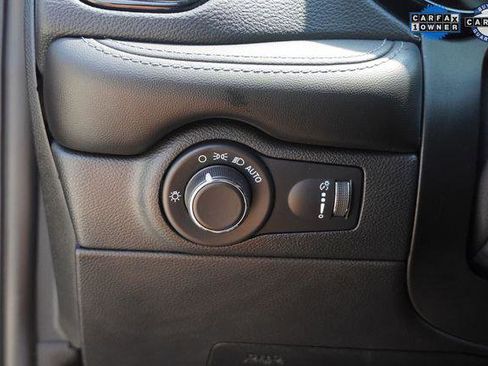 Certified 2023 Dodge Durango SXT image 21