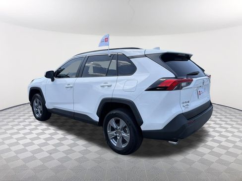 Certified 2022 Toyota RAV4 XLE FWD image 14