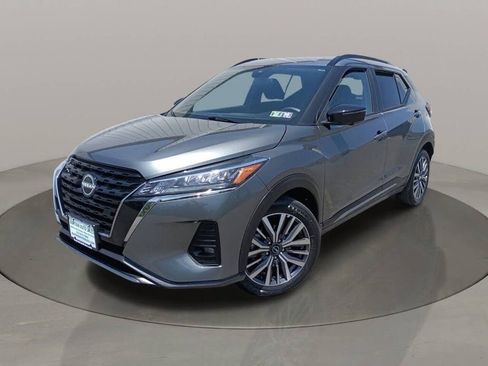 Used 2024 Nissan Kicks SR image 75