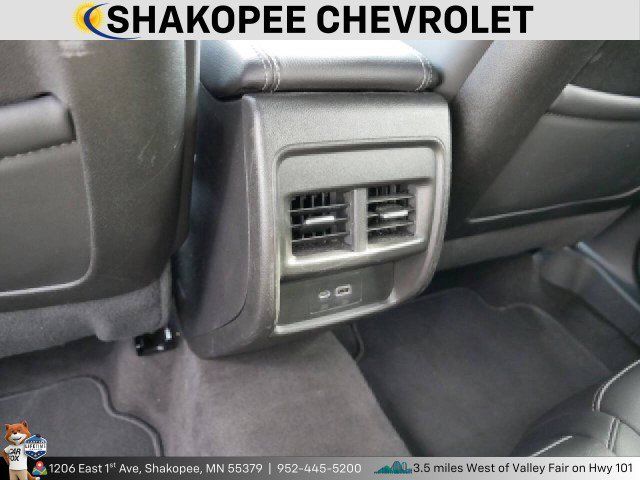 Used 2024 Cadillac XT4 Premium Luxury AWD/4WD image 15