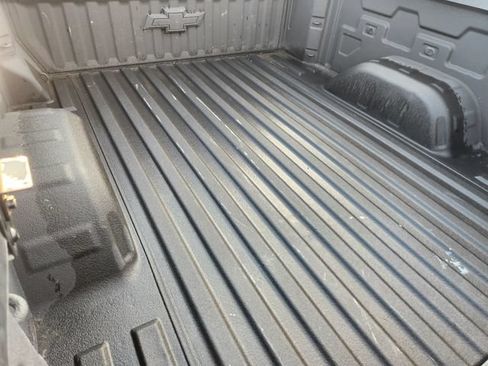 Used 2021 Chevrolet Silverado 1500 LTZ AWD/4WD image 9