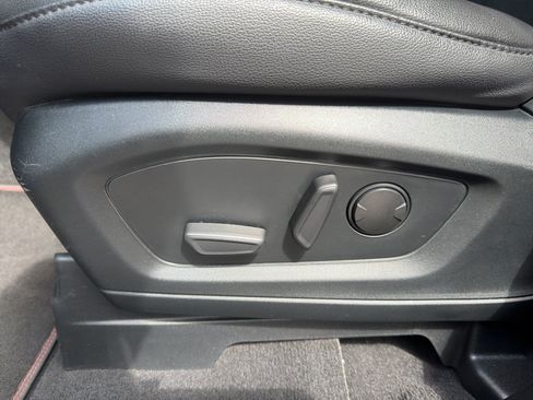 Certified 2022 Ford Explorer ST-Line AWD/4WD image 14