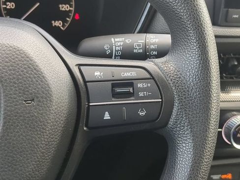 Used 2025 Honda CR-V LX image 27