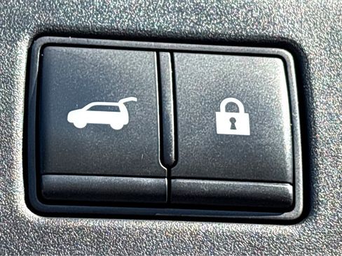 Used 2023 Nissan Pathfinder SL w/ SL Premium Package image 24