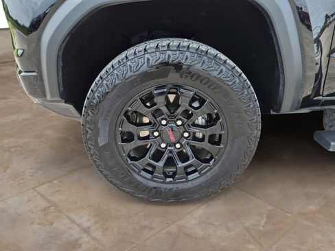Used 2026 GMC Canyon Elevation w/ Convenience Package RWD image 28