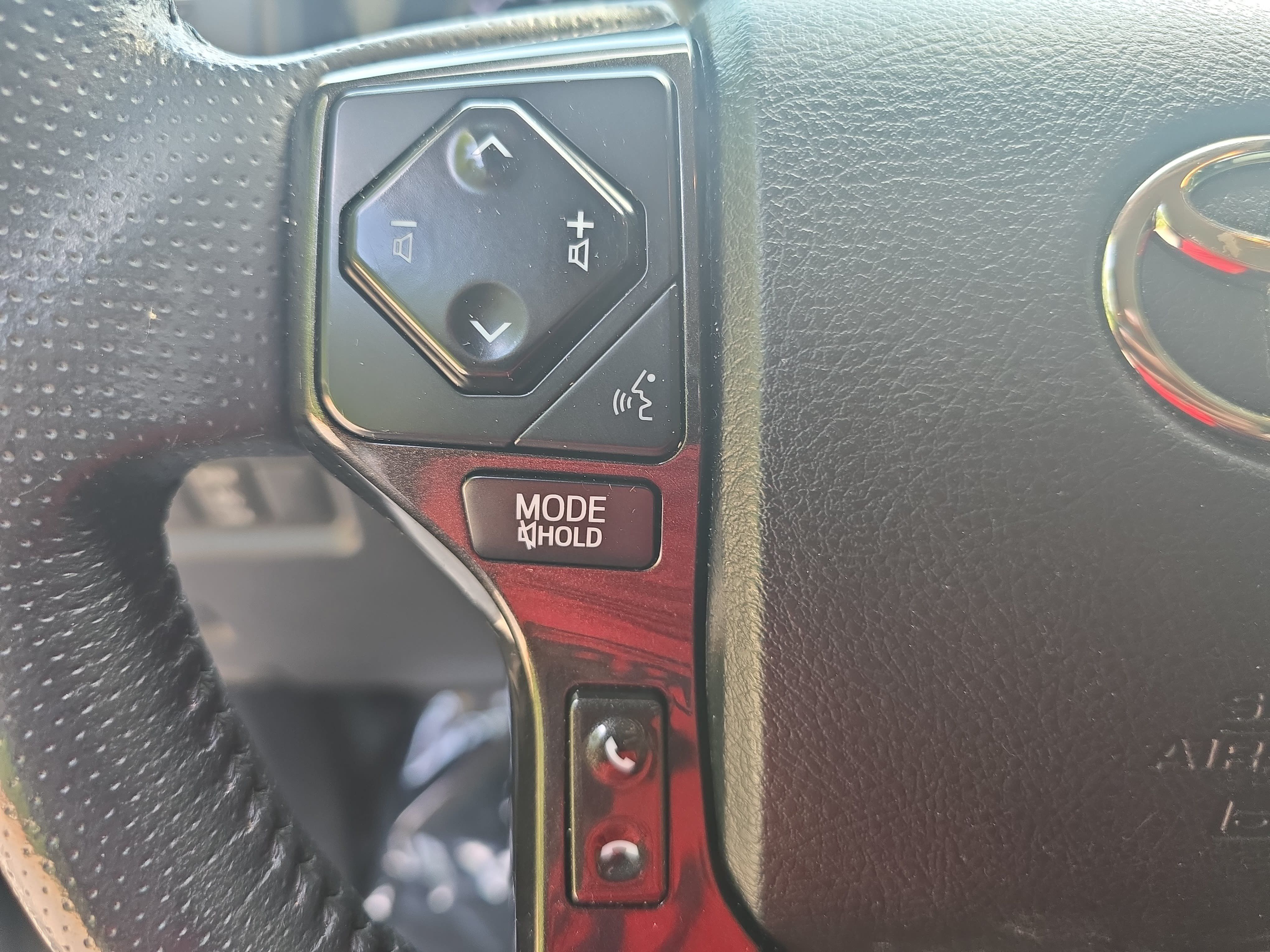 Used 2021 Toyota 4Runner Venture AWD/4WD image 15