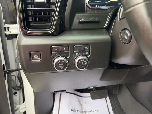Used 2024 GMC Sierra 1500 AT4 w/ Technology Package image 12
