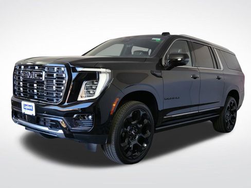 New 2026 GMC Yukon XL Denali Ultimate AWD/4WD image 7