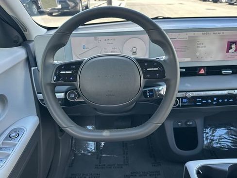 Used 2024 Hyundai Ioniq 5 SE RWD image 16