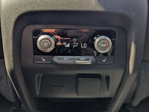 New 2025 GMC Acadia Denali w/ Super Cruise Package image 11