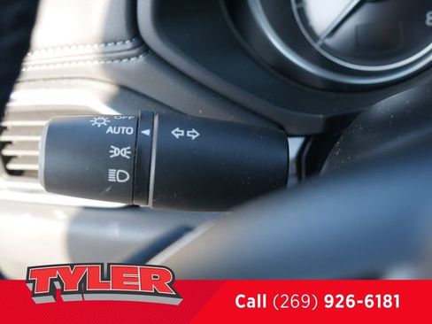 Used 2025 MAZDA CX-5 AWD 2.5 S w/ Select Package image 23