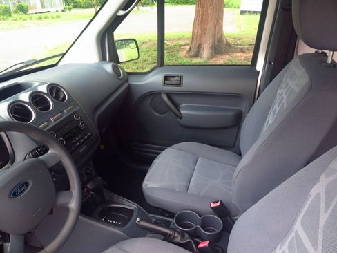 Used 2012 Ford Transit Connect XLT FWD image 10