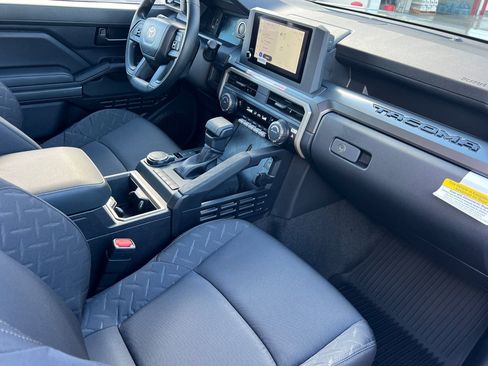 New 2026 Toyota Tacoma SR5 image 12