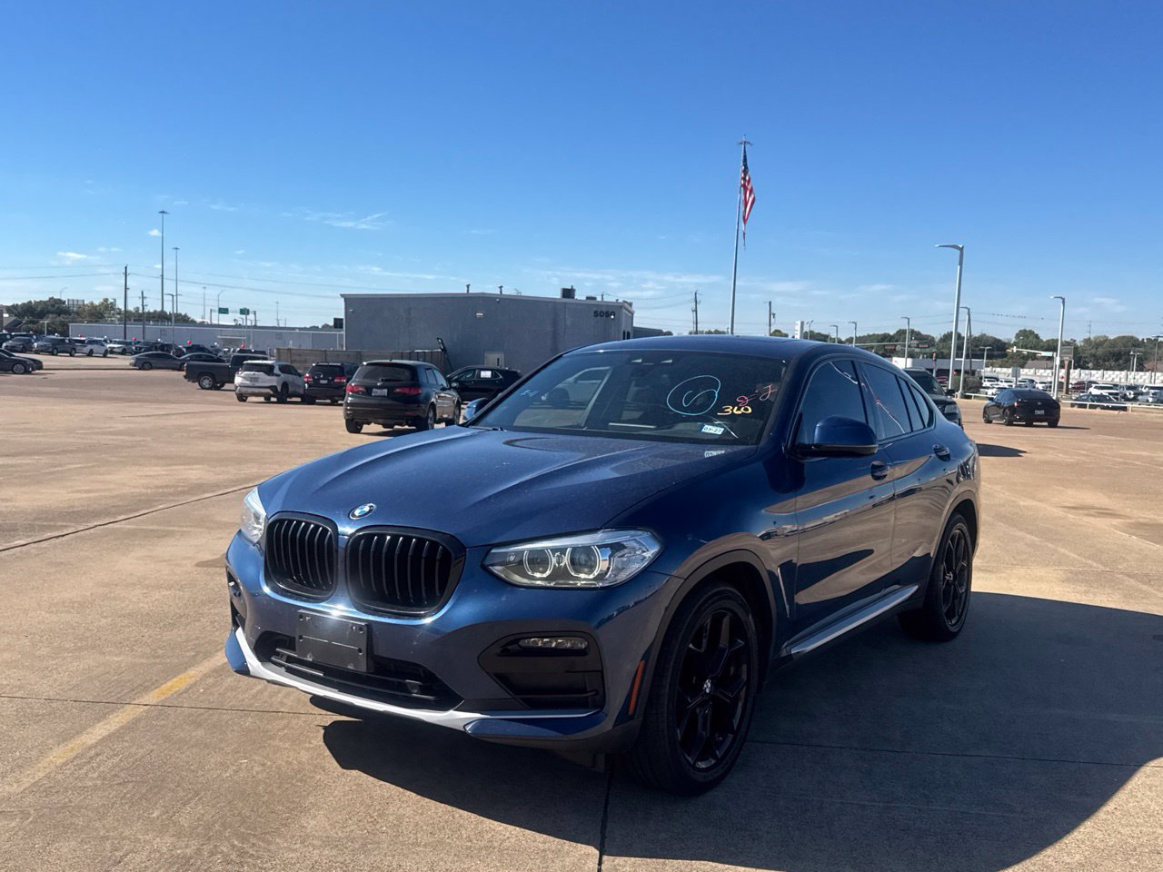 Used 2021 BMW X4 xDrive30i AWD/4WD image 9