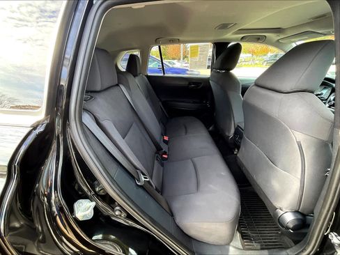 Used 2023 Toyota Corolla Cross LE image 16