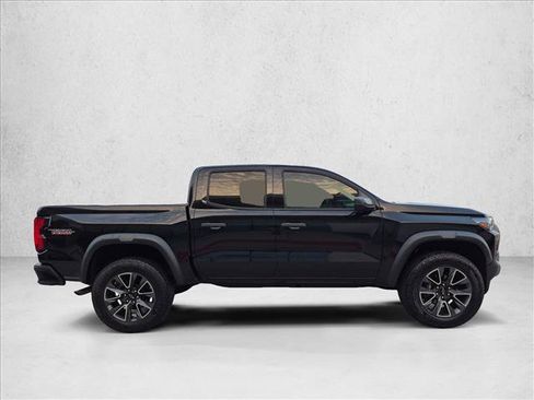 Used 2023 Chevrolet Colorado Trail Boss w/ LPO, Dark Essentials Package AWD/4WD image 4