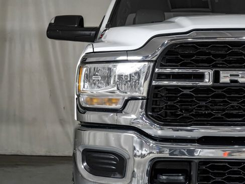 Used 2022 RAM 2500 Tradesman w/ Chrome Appearance Group image 38