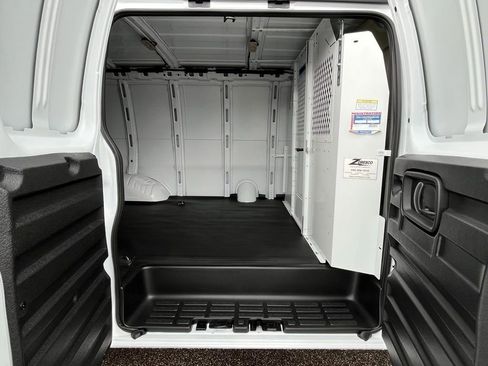 New 2026 Chevrolet Express 2500 w/ Enhanced Convenience Package RWD image 13