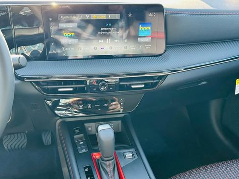 New 2026 Nissan Kicks SR image 22