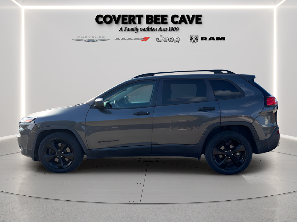 Used 2016 Jeep Cherokee Sport FWD image 7