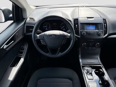 Used 2019 Ford Edge SE FWD image 20