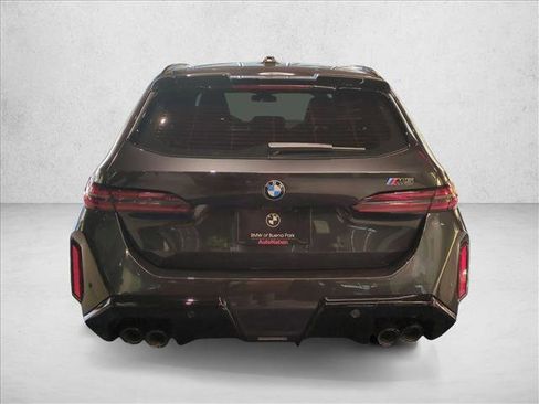 New 2026 BMW M5 Touring AWD/4WD image 8