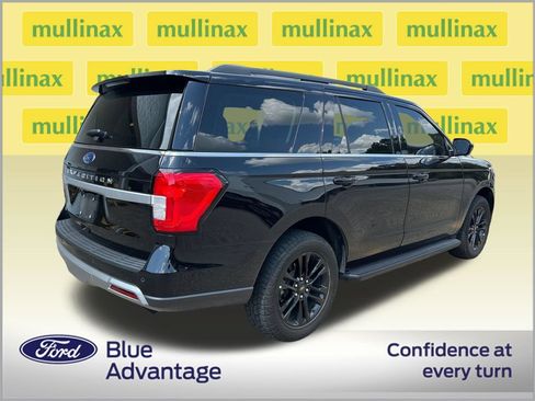 Used 2024 Ford Expedition XLT RWD image 2