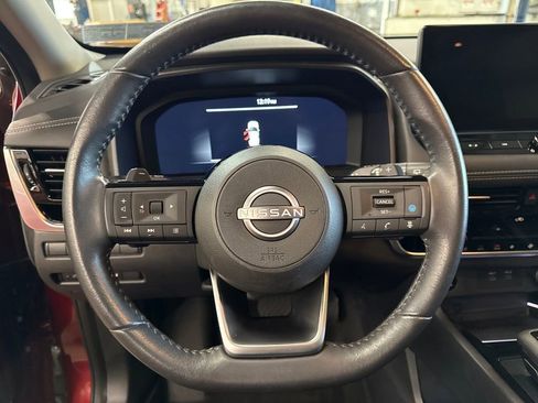 Certified 2024 Nissan Rogue SL w/ SL Premium Package image 16