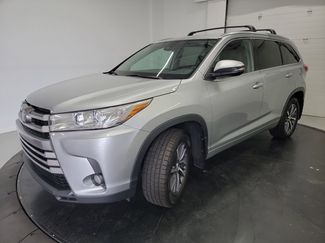 Used 2018 Toyota Highlander XLE AWD/4WD video 3