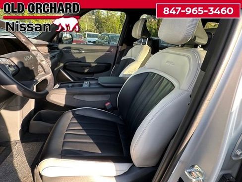 Used 2024 Kia EV9 GT-Line AWD/4WD image 9