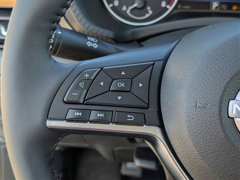 Certified 2025 Nissan Sentra SV w/ SV Premium Package image 19