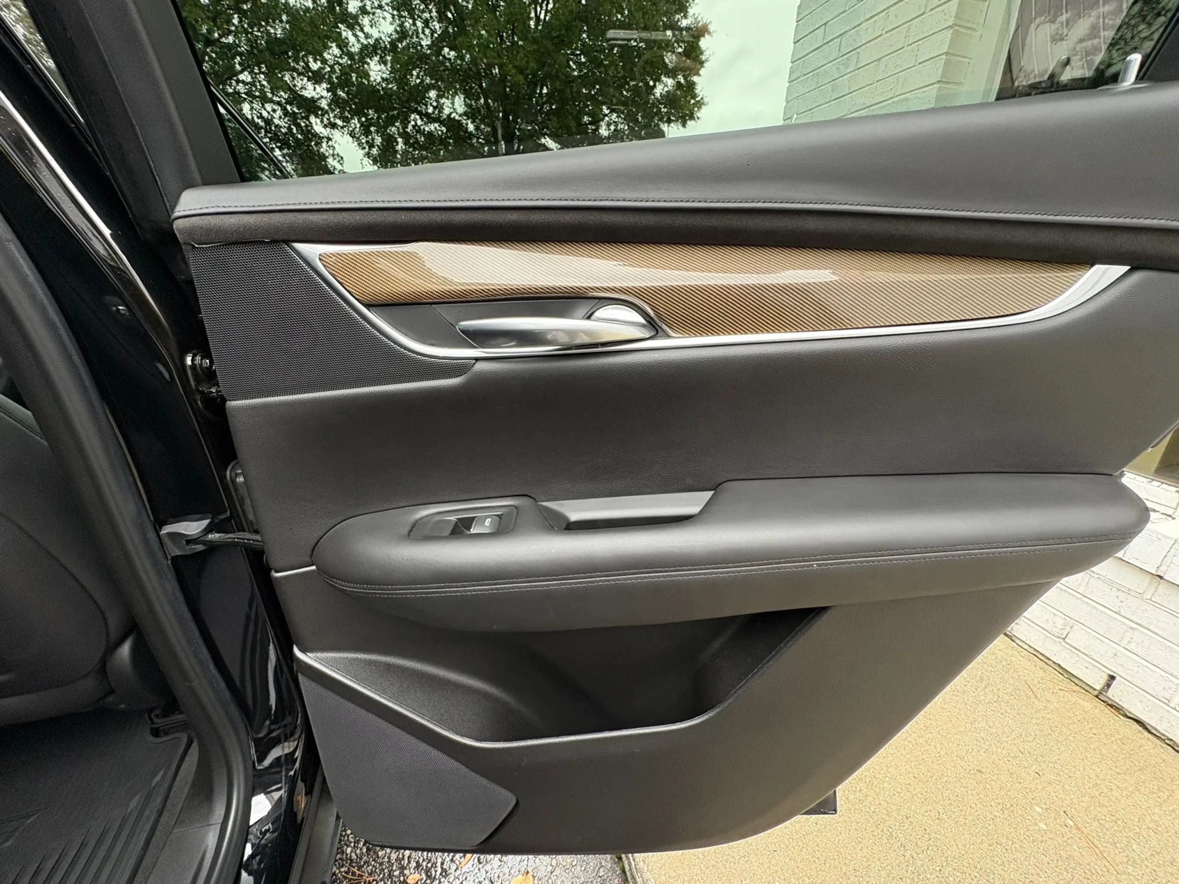 Used 2019 Cadillac XT5 Platinum AWD/4WD image 20