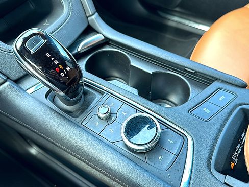 Used 2022 Cadillac XT5 Premium Luxury image 35