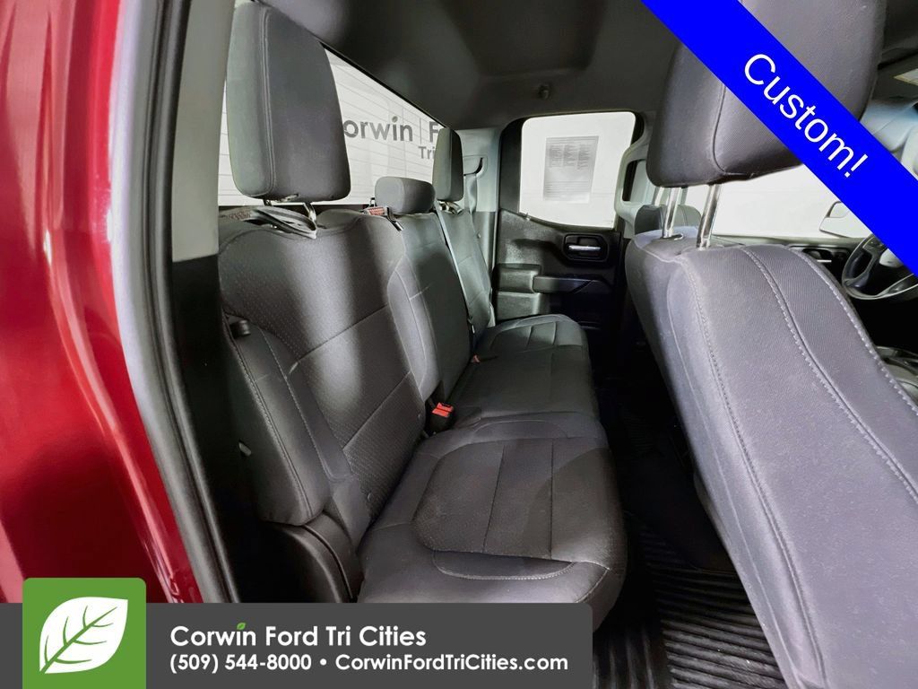 Used 2019 Chevrolet Silverado 1500 Custom w/ Custom Convenience Package AWD/4WD image 15