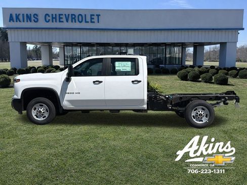 New 2026 Chevrolet Silverado 2500 W/T RWD image 10