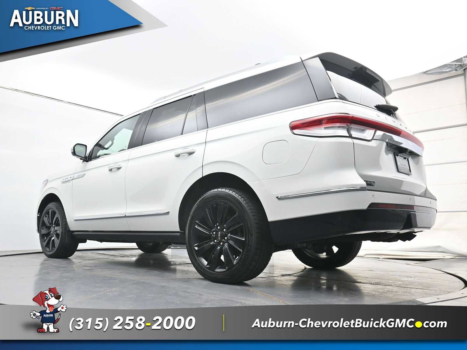 Used 2023 Lincoln Navigator Reserve AWD/4WD image 26