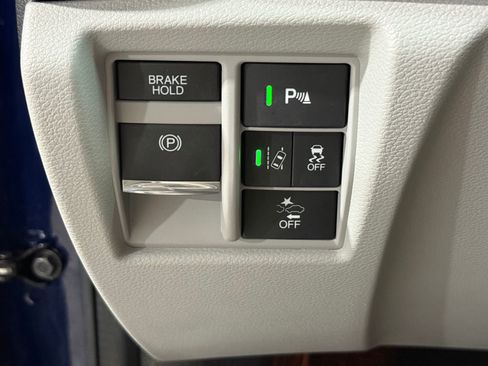 Used 2020 Acura MDX FWD w/ Technology Package image 16