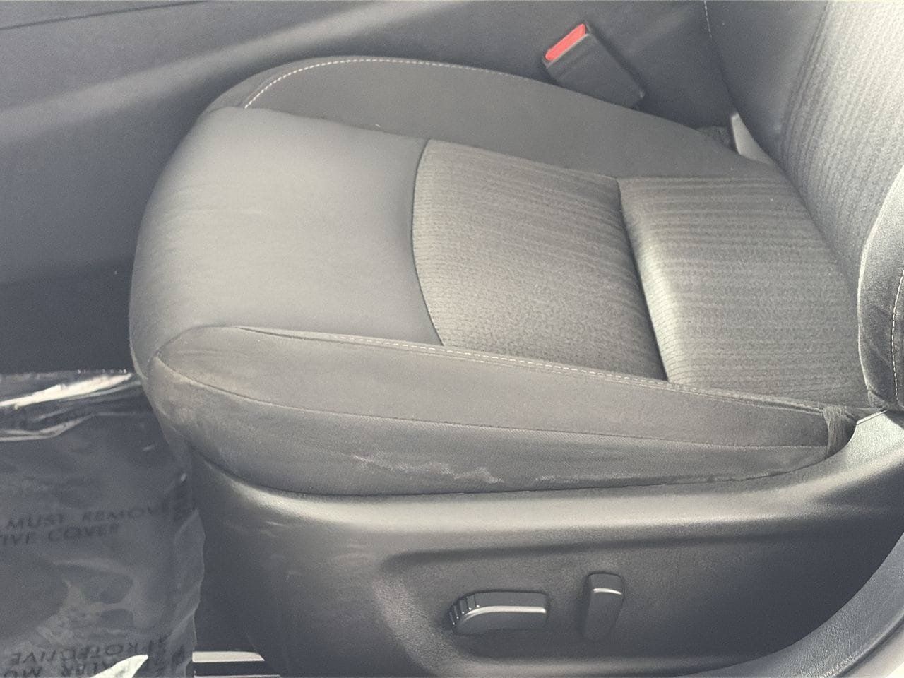 Used 2025 Nissan Altima 2.5 SV FWD image 19