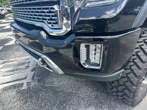 Used 2020 GMC Sierra 3500 Denali w/ Denali Ultimate Package AWD/4WD image 10