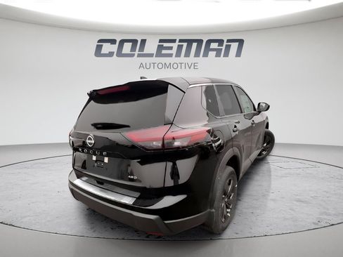 New 2026 Nissan Rogue SV FWD image 11