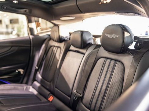 Used 2025 Aston Martin DBX 707 image 34